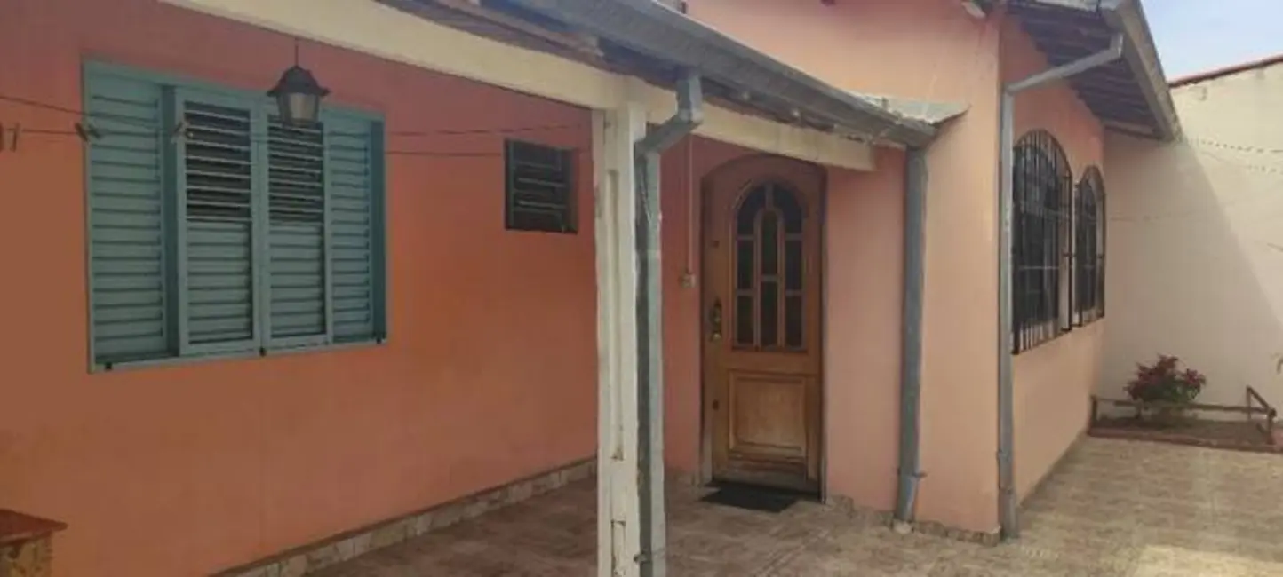 Foto 2 de Casa com 4 quartos à venda, 300m2 em Sao Jose Dos Campos - SP
