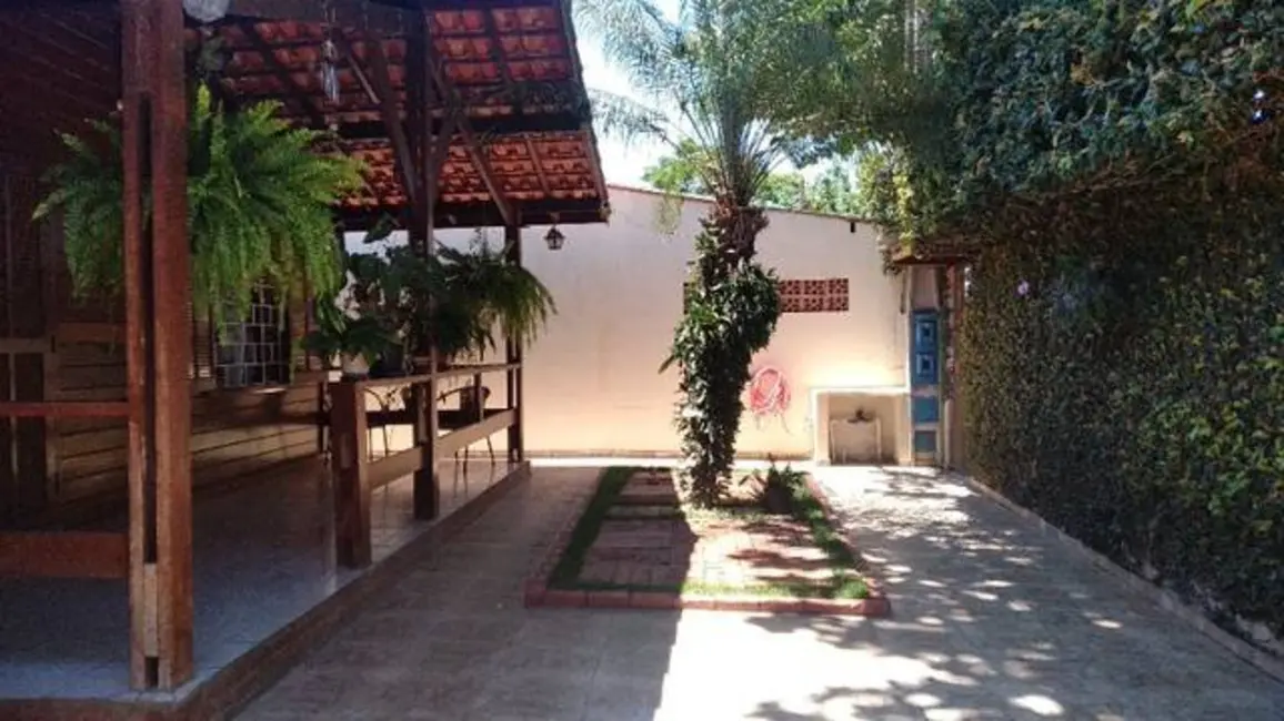 Foto 9 de Casa com 4 quartos à venda, 300m2 em Sao Jose Dos Campos - SP