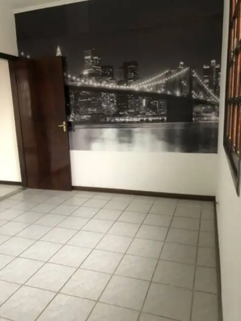 Foto 4 de Sobrado com 4 quartos à venda, 125m2 em Sao Jose Dos Campos - SP