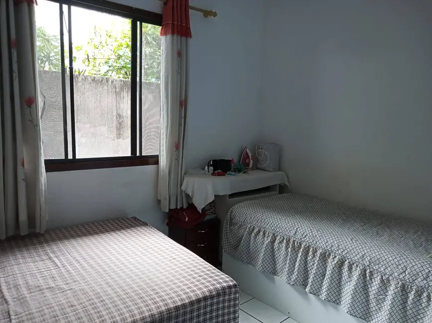 Casa com 4 quartos à venda, 150m2 em Sao Jose Dos Campos - SP - imagem 7 Foto 7 de Casa com 4 quartos à venda, 150m2 em Sao Jose Dos Campos - SP