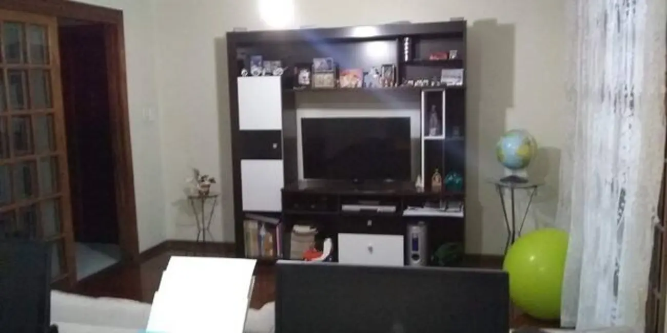 Foto 3 de Casa com 3 quartos à venda, 253m2 em Sao Jose Dos Campos - SP