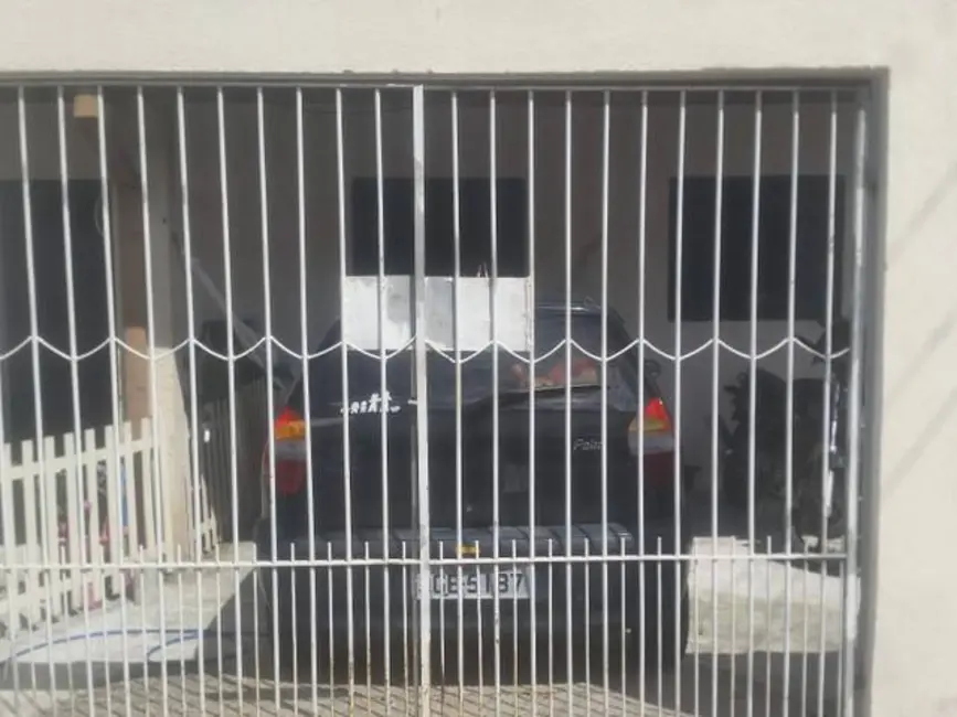 Foto 2 de Casa com 3 quartos à venda, 300m2 em Sao Jose Dos Campos - SP