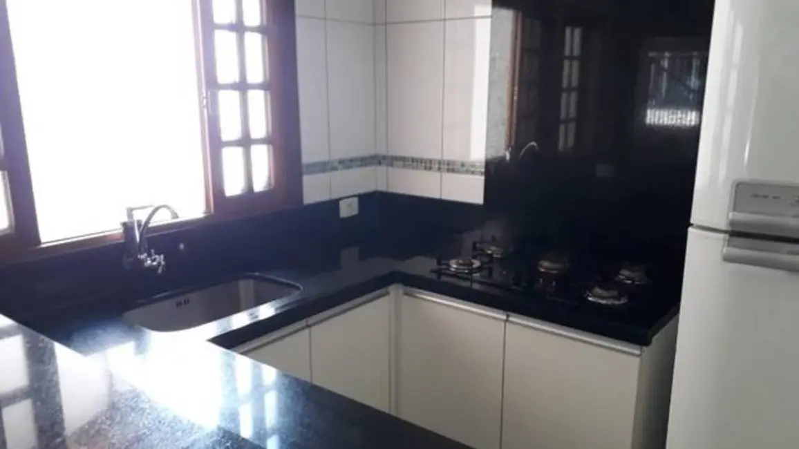 Foto 8 de Casa à venda em Sao Jose Dos Campos - SP