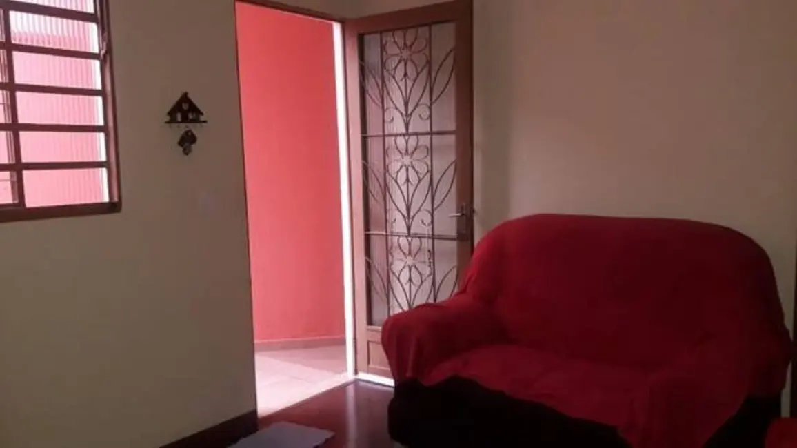 Foto 3 de Casa com 3 quartos à venda, 183m2 em Sao Jose Dos Campos - SP