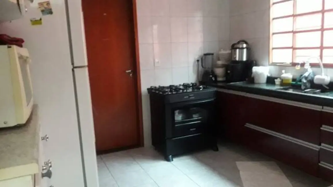 Foto 6 de Casa com 3 quartos à venda, 183m2 em Sao Jose Dos Campos - SP