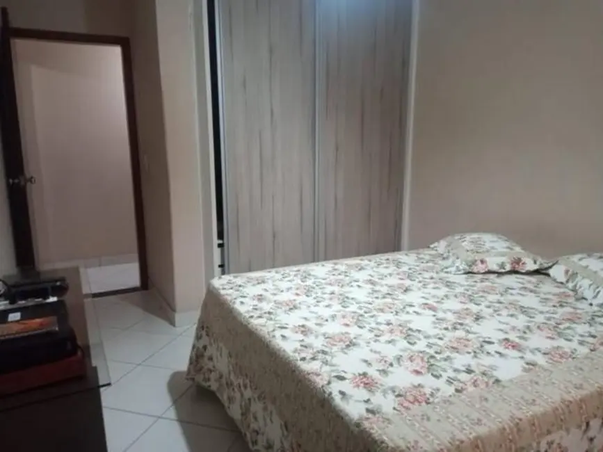 Foto 9 de Casa com 2 quartos à venda, 300m2 em Sao Jose Dos Campos - SP