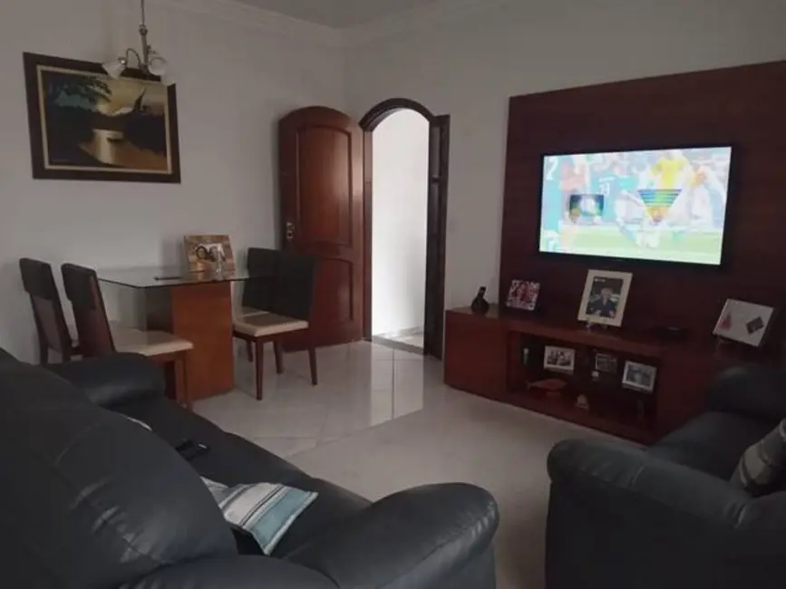 Foto 3 de Casa com 2 quartos à venda, 300m2 em Sao Jose Dos Campos - SP