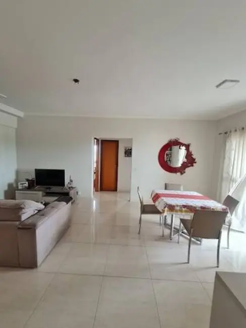 Apartamento com 3 quartos à venda, 111m2 em Sao Jose Dos Campos - SP - imagem 3 Foto 3 de Apartamento com 3 quartos à venda, 111m2 em Sao Jose Dos Campos - SP