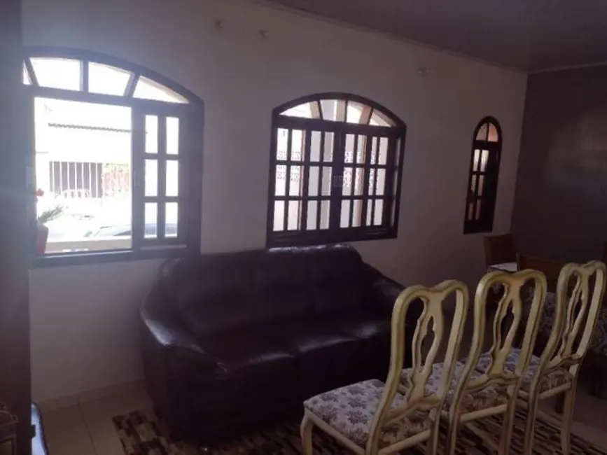 Foto 3 de Casa com 2 quartos à venda, 250m2 em Sao Jose Dos Campos - SP