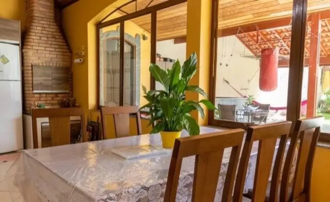 Foto 6 de Sobrado com 3 quartos à venda, 142m2 em Sao Jose Dos Campos - SP