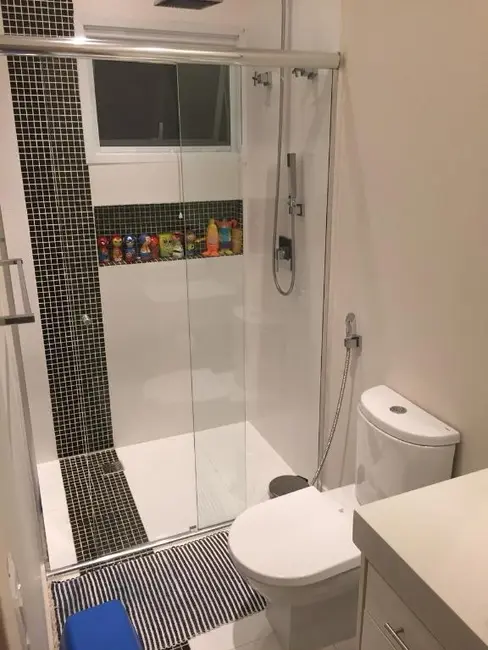 Foto 3 de Casa com 4 quartos à venda, 450m2 em Sao Jose Dos Campos - SP