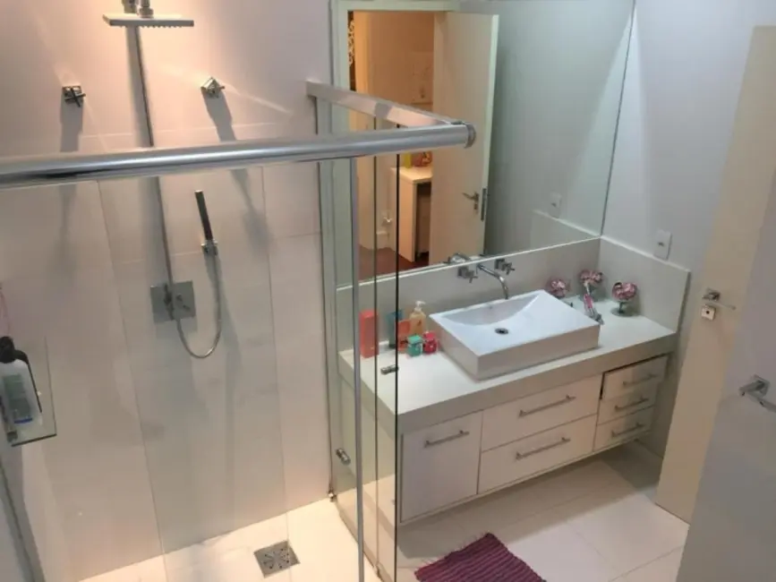 Foto 8 de Casa com 4 quartos à venda, 450m2 em Sao Jose Dos Campos - SP