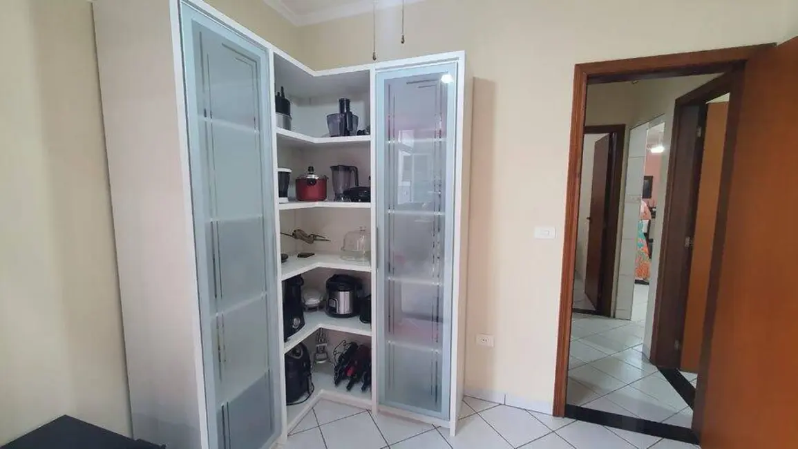 Foto 9 de Casa com 3 quartos à venda, 275m2 em Sao Jose Dos Campos - SP