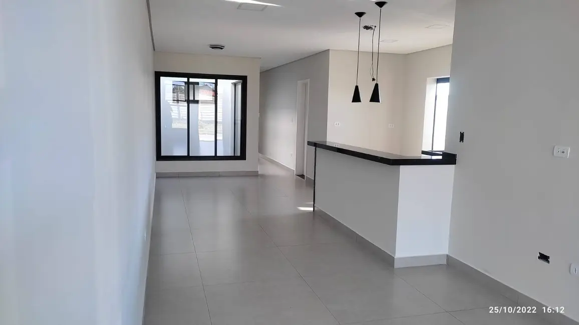 Foto 5 de Casa com 3 quartos à venda, 212m2 em Jardim Jacinto, Jacarei - SP