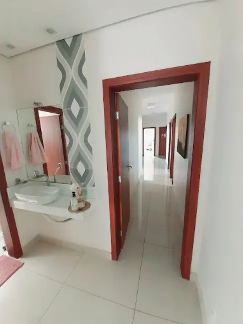 Casa com 6 quartos à venda, 384m2 em Varginha - MG - imagem 9 Foto 9 de Casa com 6 quartos à venda, 384m2 em Varginha - MG