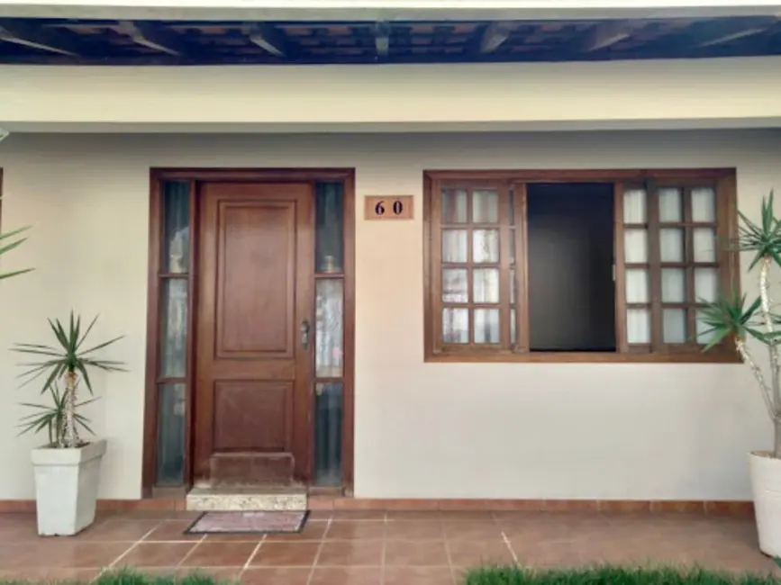Casa com 3 quartos à venda, 250m2 em Condomínio Residencial Urupês, Varginha - MG - imagem 9 Foto 9 de Casa com 3 quartos à venda, 250m2 em Condomínio Residencial Urupês, Varginha - MG