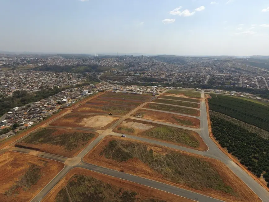 Foto 7 de Terreno / Lote à venda, 250m2 em São Francisco, Varginha - MG