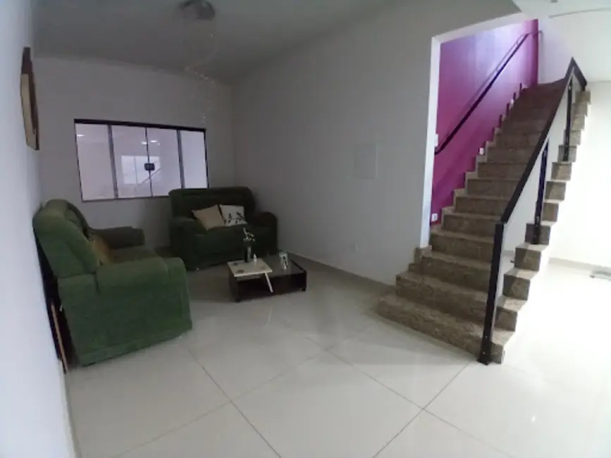 Casa com 3 quartos à venda, 256m2 em Jardim Zinoca, Varginha - MG - imagem 4 Foto 4 de Casa com 3 quartos à venda, 256m2 em Jardim Zinoca, Varginha - MG