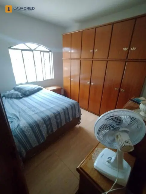Casa com 3 quartos à venda, 283m2 em Conjunto Habitacional Sion, Varginha - MG - imagem 5 Foto 5 de Casa com 3 quartos à venda, 283m2 em Conjunto Habitacional Sion, Varginha - MG