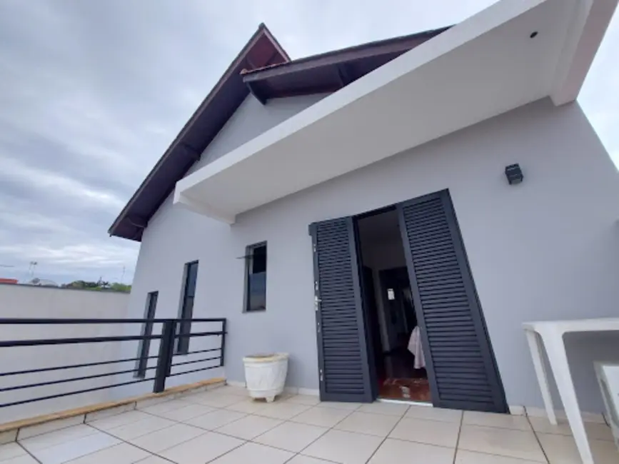 Sobrado com 2 quartos à venda, 250m2 em Condomínio Residencial Urupês, Varginha - MG - imagem 5 Foto 5 de Sobrado com 2 quartos à venda, 250m2 em Condomínio Residencial Urupês, Varginha - MG