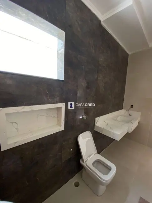 Casa com 3 quartos à venda, 250m2 em Varginha - MG - imagem 9 Foto 9 de Casa com 3 quartos à venda, 250m2 em Varginha - MG