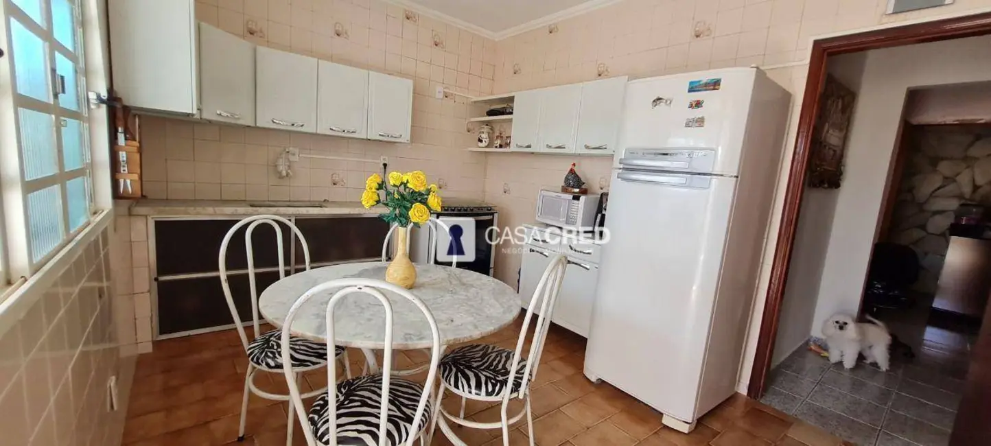 Foto 6 de Casa com 3 quartos à venda, 329m2 em Varginha - MG