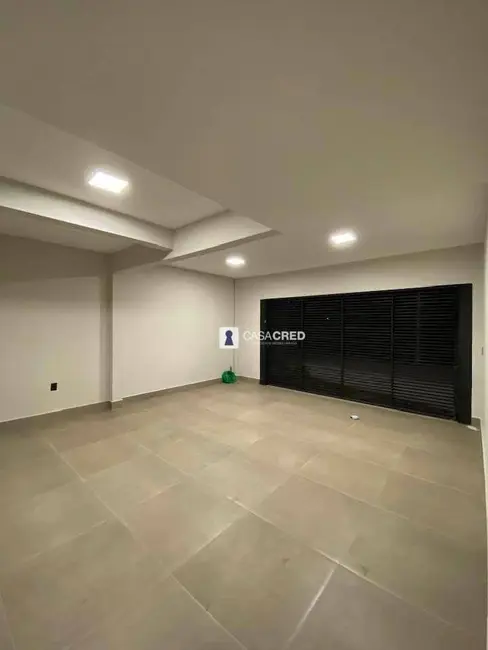 Foto 4 de Casa com 3 quartos à venda, 257m2 em Industrial JK, Varginha - MG