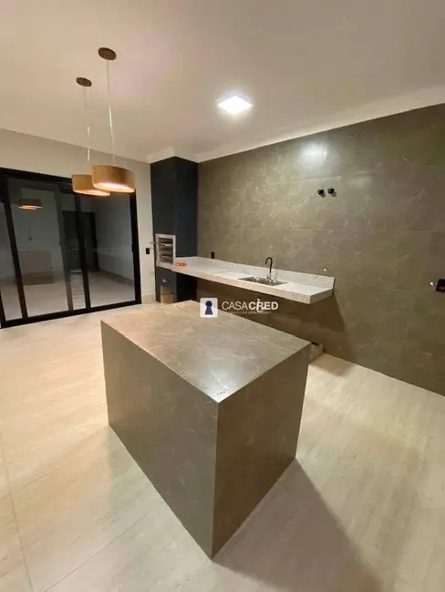 Foto 3 de Casa com 3 quartos à venda, 257m2 em Industrial JK, Varginha - MG