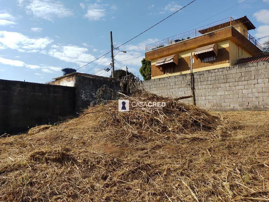 Terreno / Lote à venda, 353m2 em Três Bicas, Varginha - MG - imagem 4 Foto 4 de Terreno / Lote à venda, 353m2 em Três Bicas, Varginha - MG