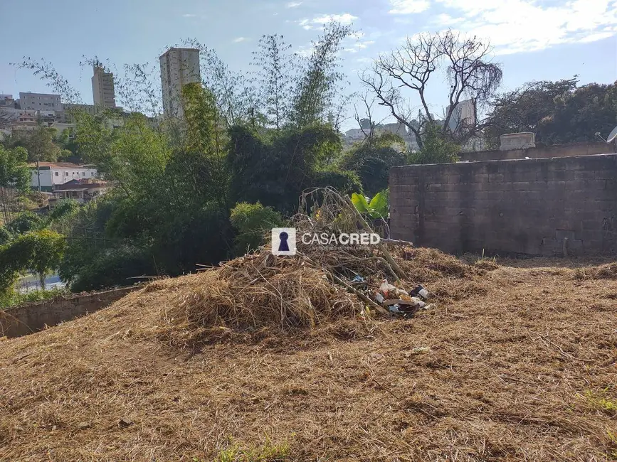 Terreno / Lote à venda, 353m2 em Três Bicas, Varginha - MG - imagem 3 Foto 3 de Terreno / Lote à venda, 353m2 em Três Bicas, Varginha - MG