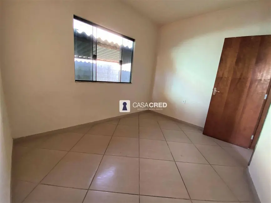 Casa com 2 quartos à venda, 200m2 em Eloi Mendes - MG - imagem 7 Foto 7 de Casa com 2 quartos à venda, 200m2 em Eloi Mendes - MG