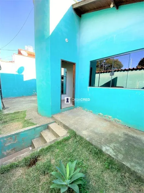 Casa com 2 quartos à venda, 200m2 em Eloi Mendes - MG - imagem 1 Foto 1 de Casa com 2 quartos à venda, 200m2 em Eloi Mendes - MG