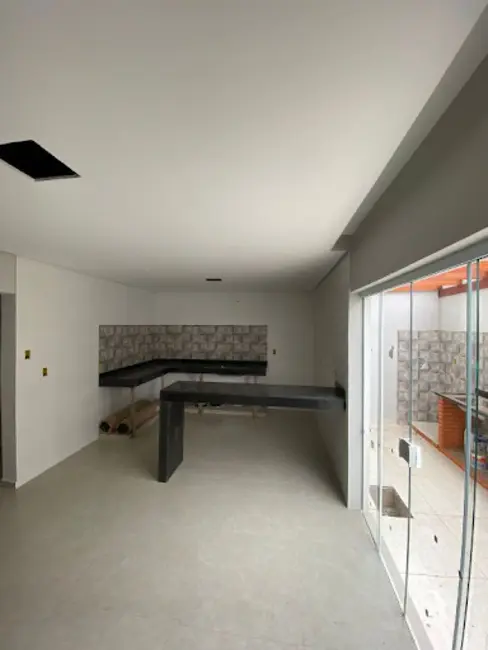 Casa com 3 quartos à venda, 165m2 em Treviso, Varginha - MG - imagem 9 Foto 9 de Casa com 3 quartos à venda, 165m2 em Treviso, Varginha - MG
