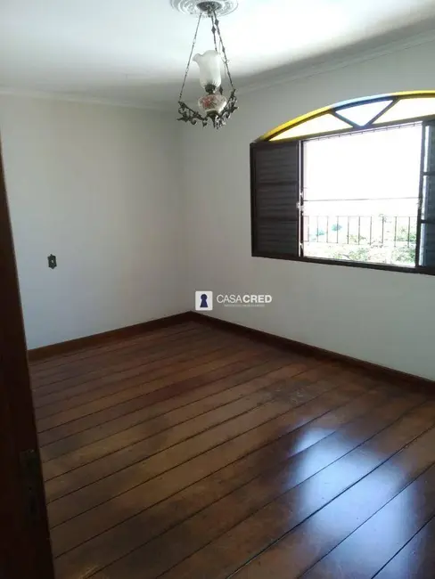 Casa com 3 quartos à venda, 422m2 em Varginha - MG - imagem 6 Foto 6 de Casa com 3 quartos à venda, 422m2 em Varginha - MG
