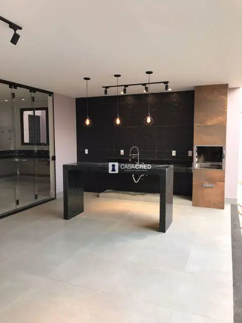 Casa com 3 quartos à venda, 275m2 em Varginha - MG - imagem 3 Foto 3 de Casa com 3 quartos à venda, 275m2 em Varginha - MG