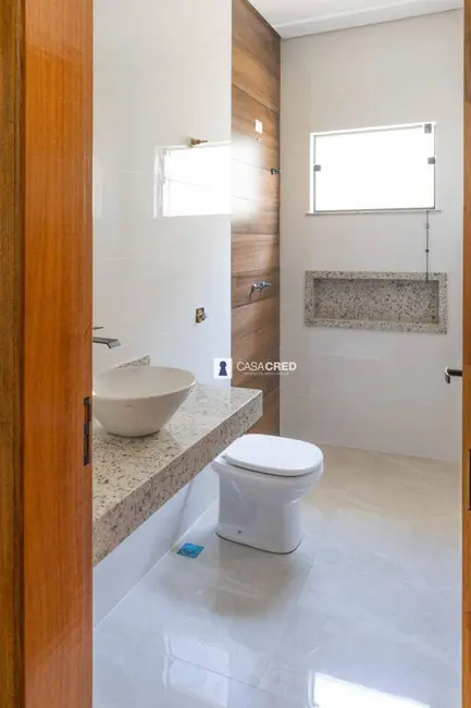 Casa com 3 quartos à venda, 220m2 em Varginha - MG - imagem 9 Foto 9 de Casa com 3 quartos à venda, 220m2 em Varginha - MG
