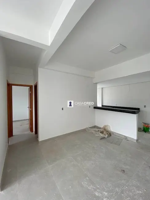 Apartamento com 2 quartos à venda, 75m2 em Jardim Canaã, Varginha - MG - imagem 4 Foto 4 de Apartamento com 2 quartos à venda, 75m2 em Jardim Canaã, Varginha - MG