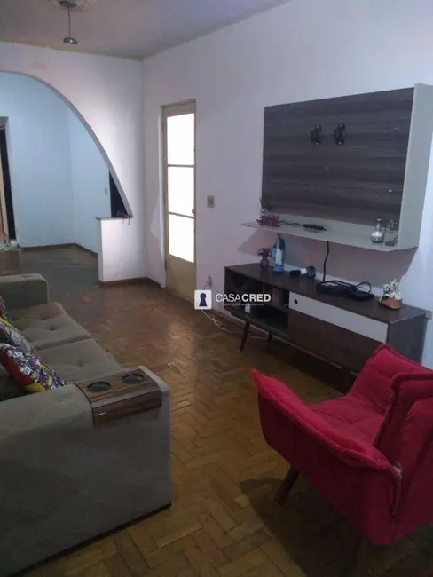 Foto 2 de Casa com 3 quartos à venda, 194m2 em Vila Ipiranga, Varginha - MG