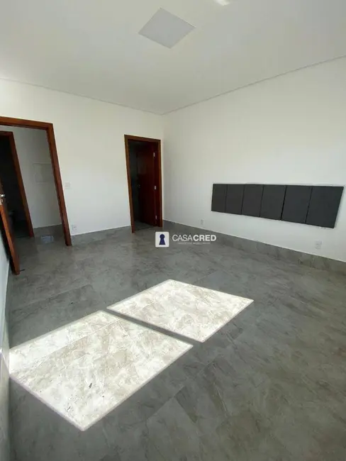 Casa com 4 quartos à venda, 209m2 em Varginha - MG - imagem 7 Foto 7 de Casa com 4 quartos à venda, 209m2 em Varginha - MG