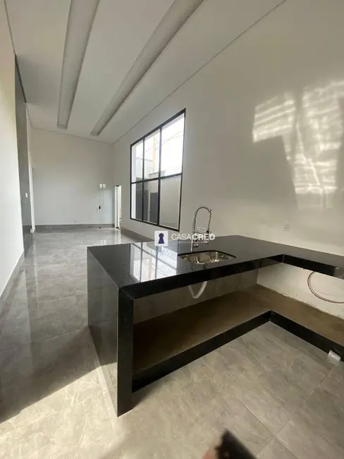 Foto 2 de Casa com 4 quartos à venda, 209m2 em Varginha - MG
