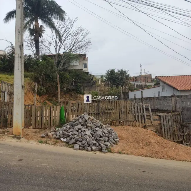 Foto 1 de Terreno / Lote à venda, 200m2 em Varginha - MG
