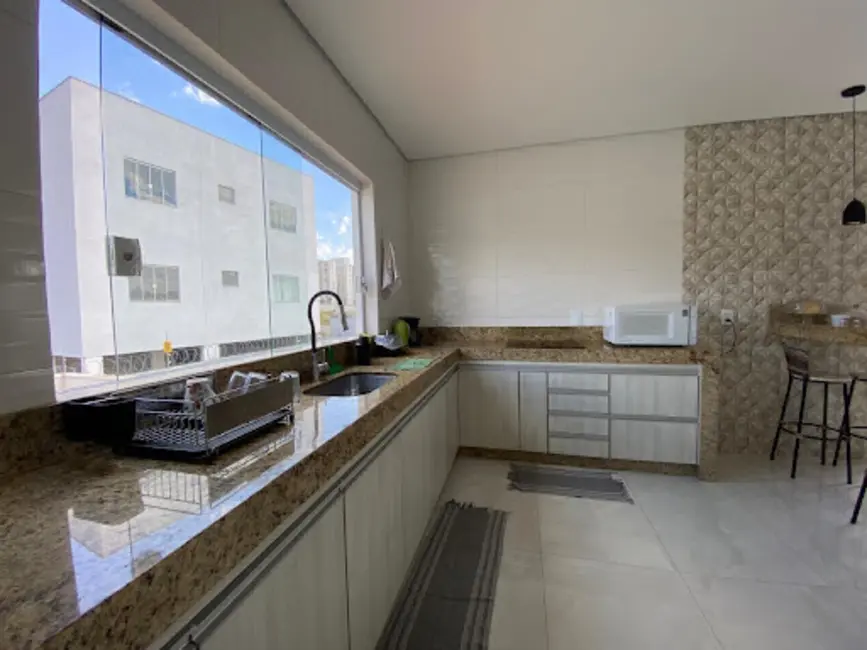 Foto 6 de Casa com 3 quartos à venda, 275m2 em Varginha - MG