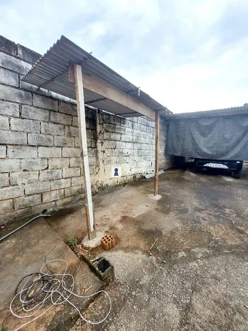 Casa com 1 quarto à venda, 250m2 em Parque Ileana, Varginha - MG - imagem 5 Foto 5 de Casa com 1 quarto à venda, 250m2 em Parque Ileana, Varginha - MG