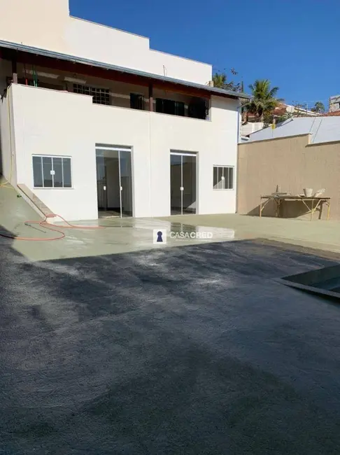 Casa com 2 quartos à venda, 394m2 em Santa Luiza, Varginha - MG - imagem 8 Foto 8 de Casa com 2 quartos à venda, 394m2 em Santa Luiza, Varginha - MG