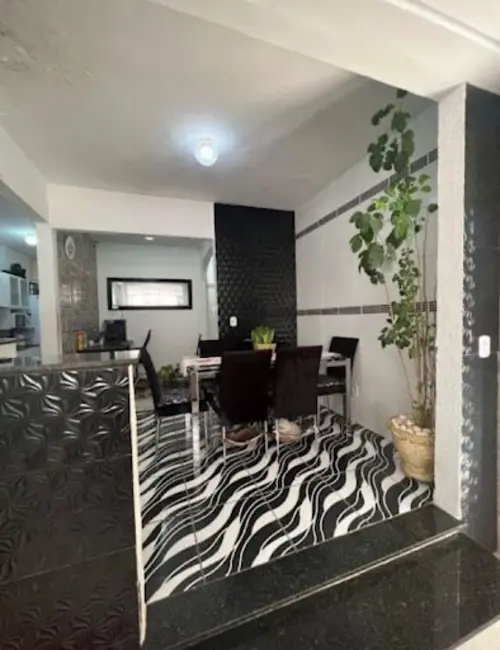 Casa com 4 quartos à venda, 250m2 em Pinheiros, Varginha - MG - imagem 6 Foto 6 de Casa com 4 quartos à venda, 250m2 em Pinheiros, Varginha - MG