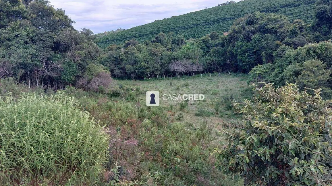 Foto 1 de Terreno / Lote à venda, 14000m2 em Varginha - MG