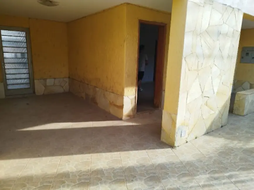 Apartamento com 3 quartos à venda, 125m2 em Bom Pastor, Varginha - MG - imagem 3 Foto 3 de Apartamento com 3 quartos à venda, 125m2 em Bom Pastor, Varginha - MG