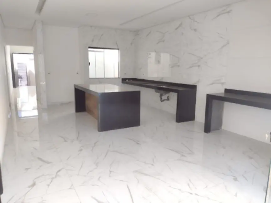 Casa com 3 quartos à venda, 275m2 em Varginha - MG - imagem 7 Foto 7 de Casa com 3 quartos à venda, 275m2 em Varginha - MG