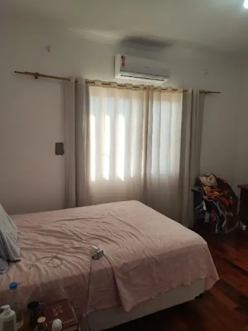 Casa com 4 quartos à venda, 350m2 em Vila Pinto, Varginha - MG - imagem 5 Foto 5 de Casa com 4 quartos à venda, 350m2 em Vila Pinto, Varginha - MG