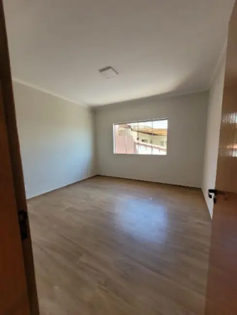 Casa com 3 quartos à venda, 336m2 em Varginha - MG - imagem 8 Foto 8 de Casa com 3 quartos à venda, 336m2 em Varginha - MG